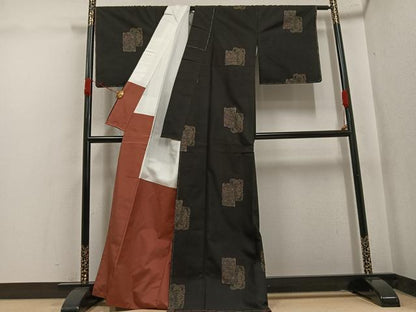 平和屋着物●本場大島紬　9マルキ　地空き　色紙花文　正絹　逸品　未使用　AABK3313ph