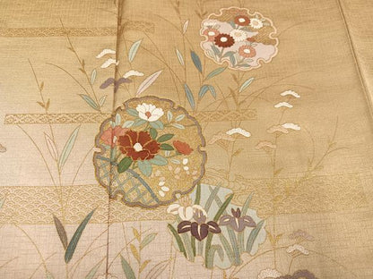 平和屋着物●訪問着　駒刺繍　雪輪草花文　暈し染め　金彩　正絹　逸品　AABK3315ph