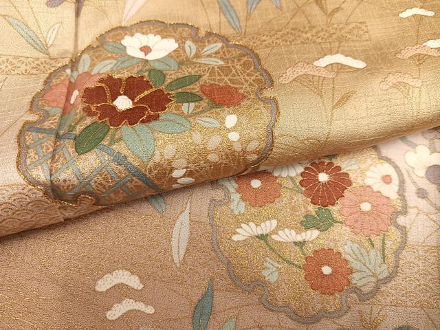 平和屋着物●訪問着　駒刺繍　雪輪草花文　暈し染め　金彩　正絹　逸品　AABK3315ph
