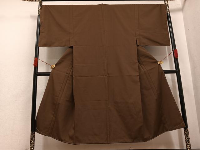 平和屋着物●男性　お召　色無地　黄唐茶色　正絹　逸品　未使用　AABK3319ph