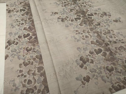 平和屋着物●本場大島紬　7マルキ　総絣　葡萄蔦の葉文　正絹　逸品　AABK3363ck
