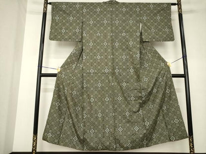 平和屋着物●本場村山大島紬　割込み絣　蜀江花文　正絹　逸品　AABK3368ck