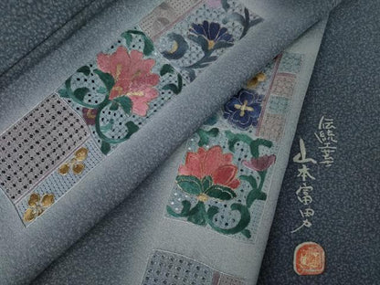 平和屋着物●伝統工芸士　山本富男　訪問着　総刺繍　中国三大刺繍　スワトウ刺繍　汕頭刺繍　短冊更紗花文　正絹　逸品　AABK3369ck