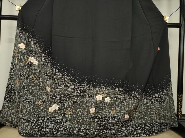 平和屋着物●ファッションデザイナー 花井幸子　訪問着　駒刺繍　舞桜　黒地　正絹　逸品　AABK3396ck