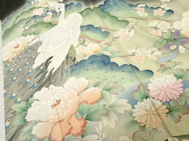 平和屋本店●アンティーク　大正ロマン　振袖　刺繍　孔雀草花文　暈し染め　黒地　正絹　逸品　AABK3446cs