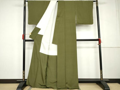 平和屋着物●上質な色無地　草色　正絹　逸品　AABK3536cs