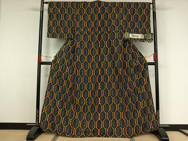 平和屋着物▽上質な紬　単衣　古都絵巻　亀甲文　反端付き　正絹　逸品　AABK3575jh