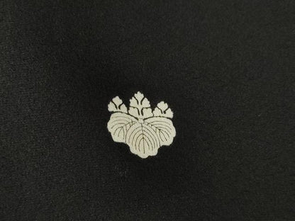 平和屋着物●豪華黒留袖　友禅　作家物　花鳥文　正絹　逸品　AABK3889ck