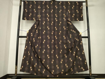 平和屋着物●本場琉球絣　紬　ゑり善扱い　正絹　逸品　AABK3890ck