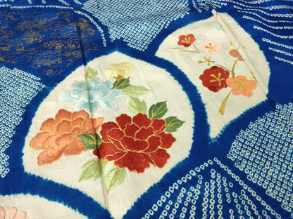 平和屋着物●豪華振袖　総絞り　駒刺繍　草花文　正絹　逸品　AABK3926ck