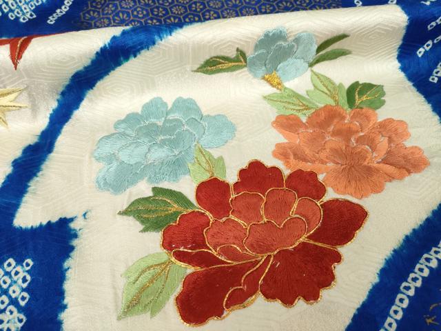 平和屋着物●豪華振袖　総絞り　駒刺繍　草花文　正絹　逸品　AABK3926ck
