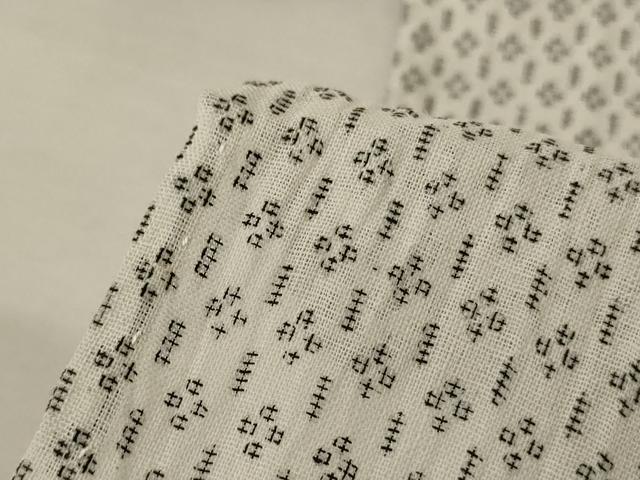 平和屋着物＊夏物　男性　本場小千谷ちぢみ　絣柄　反端付き　麻　逸品　AABK4085jd