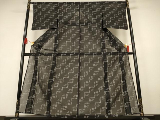 平和屋着物＊夏物　本場琉球絣　夏琉球　黒地　正絹　逸品　AABK4159jd