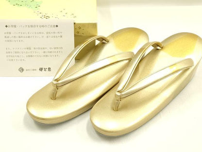 平和屋着物●和装小物　和装草履　伊と忠　礼装　金糸　逸品　AABK4272ay