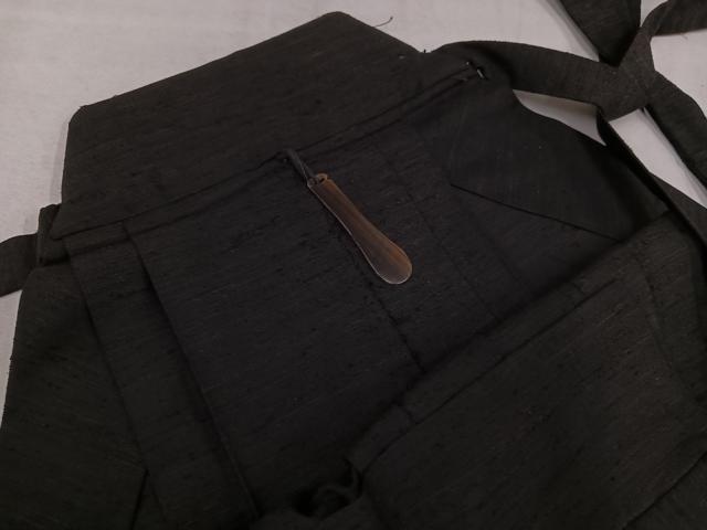 平和屋着物●男性　行灯袴　紬地　黒緑色　正絹　逸品　AABK4282ph