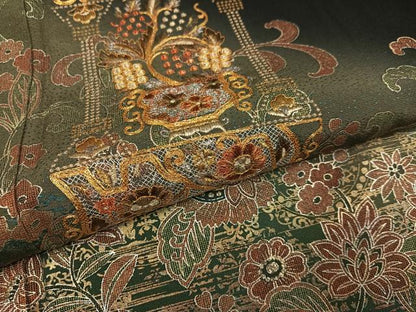 平和屋着物●豪華黒留袖　作家物　泰常　駒刺繍　更紗草花文　銀彩　正絹　逸品　AABK4284ph