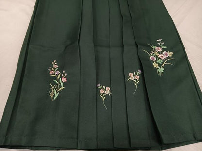 平和屋着物●女性　行灯袴　刺繍　草花文　洗える着物　AABK4329ph