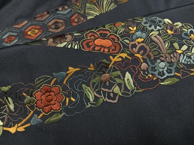 平和屋着物●本場縞大島紬　訪問着　総刺繍　草花文　金彩　ますいわ屋扱い　正絹　逸品　AABK4356ph