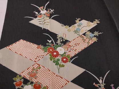 平和屋着物●訪問着　友禅　草花文　黒地　鬼しぼ縮緬　正絹　逸品　AABK4368ph