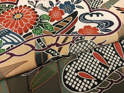 平和屋着物●豪華振袖　紅型　群れ鶴草花文　暈し染め　正絹　逸品　AABK4369ph