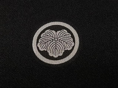 平和屋着物●豪華黒留袖　作家物　蘇州刺繍　京乃四季　金彩　やまと誂製　正絹　逸品　未使用　AABK4379ph