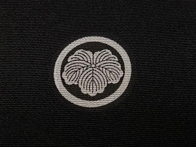 平和屋着物●豪華黒留袖　作家物　蘇州刺繍　京乃四季　金彩　やまと誂製　正絹　逸品　未使用　AABK4379ph
