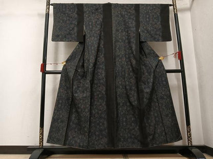 平和屋着物●本場大島紬　9マルキ　草花間道　正絹　逸品　未使用　AABK4383ph