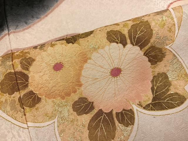平和屋着物●豪華振袖　駒刺繍　舞花文　暈し染め　金彩　正絹　逸品　AABK4384ph