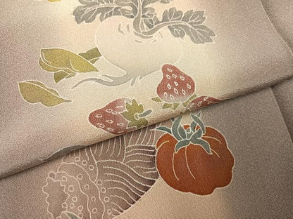平和屋着物●京友禅工芸作家　小宮山彌一　色留訪問着　成り物　暈し染め　正絹　逸品　AABK4393ph