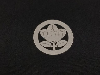 平和屋着物●男性　黒紋付・羽織セット　正絹　逸品　AABK4431ph