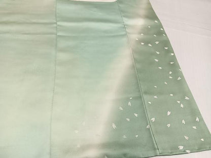 平和屋着物●豪華振袖　駒刺繍　糸巻枝垂れ桜文　暈し染め　金銀彩　正絹　逸品　AABK4437ph