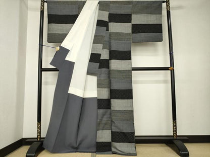 平和屋着物●上質な紬　横段文　正絹　逸品　AABK4446ck
