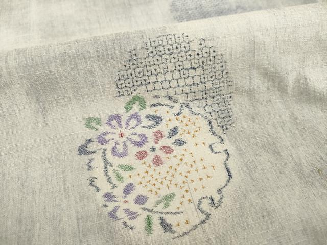 平和屋着物●本場結城紬　重要無形文化財　100亀甲　雪輪花文　正絹　逸品　AABK4477ck