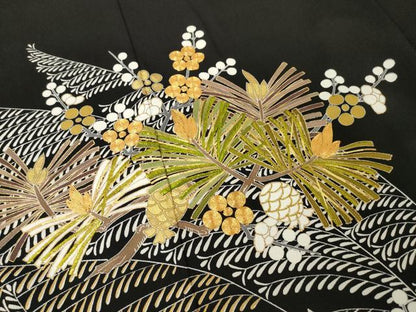 平和屋着物●創業460年・千總　黒留袖　刺繍　松　金糸　正絹　逸品　AABK4496ck