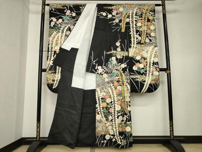 平和屋着物●豪華振袖　駒刺繍　草花文　黒地　金彩　正絹　逸品　AABK4512ck