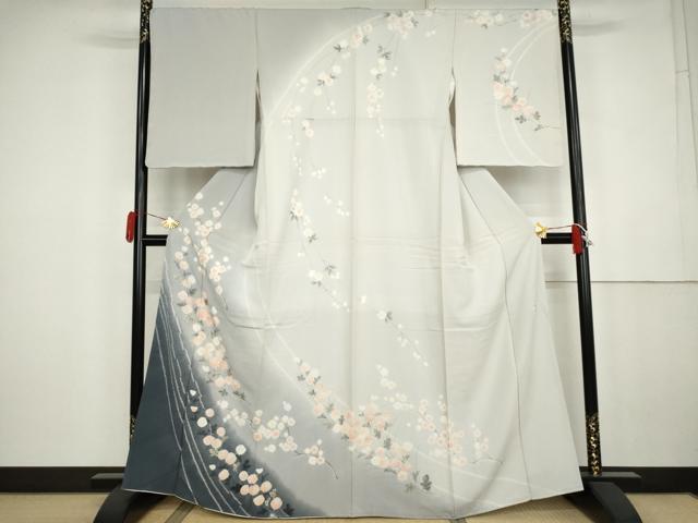 平和屋着物●十日町　名門　滝泰謹製　訪問着　絞り　枝花文　暈し染め　金銀彩　正絹　逸品　AABK4537cs