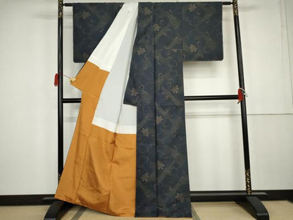 平和屋着物●本場大島紬　9マルキ　花唐草文　正絹　逸品　未使用　AABK4543cs