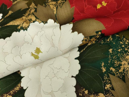 平和屋着物▼豪華振袖　草花文　暈し染め　金彩　正絹　逸品　AABK4549cs