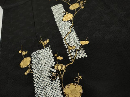 平和屋着物●訪問着　絞り　駒刺繍　竹屋町刺繍　枝梅　黒地　金彩　正絹　逸品　AABK4557cs