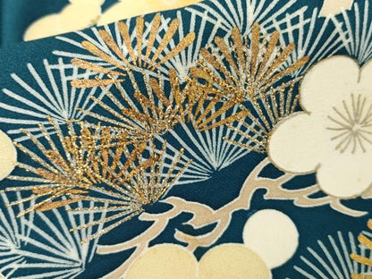 平和屋着物●創業460年・千總　振袖　駒刺繍　蔓帯梅松文　金糸　金彩　正絹　逸品　AABK4567cs