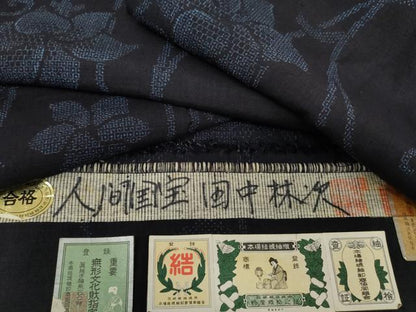平和屋着物●人間国宝　田中林次　本場結城紬　重要無形文化財　80亀甲　飛び亀甲　花唐草文　上代95万　証紙付き　正絹　逸品　AABK4568cs