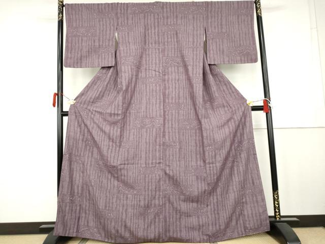 平和屋着物●本場結城紬　重要無形文化財　100亀甲　花唐草文　正絹　逸品　AABK4590cs