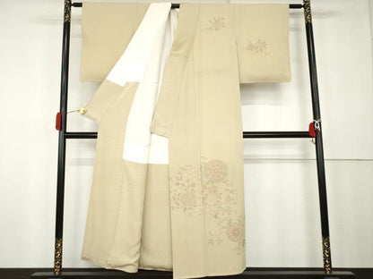 平和屋着物●中国三大刺繍　スワトウ刺繍　汕頭刺繍　総刺繍　訪問着　正倉院花唐草文　正絹　逸品　未使用　AABK4638cs