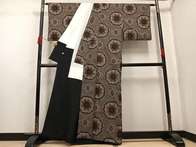 平和屋着物●本場大島紬　龍郷絣　正絹　逸品　AABK5206ph