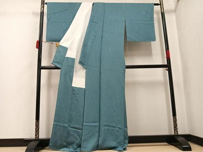 平和屋着物●上質な色無地　作家物　龍道華彩　八十八家運　釈杖　風景地紋　千草色　正絹　逸品　AABK5215ph