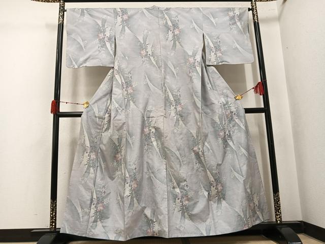 平和屋着物●本場大島紬　白大島　9マルキ　草花文　正絹　逸品　AABK5217ph