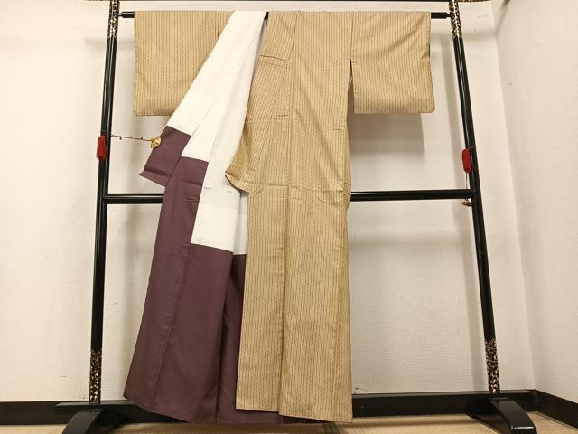 平和屋着物●山下八百子　本場黄八丈　間道　正絹　逸品　AABK5222ph