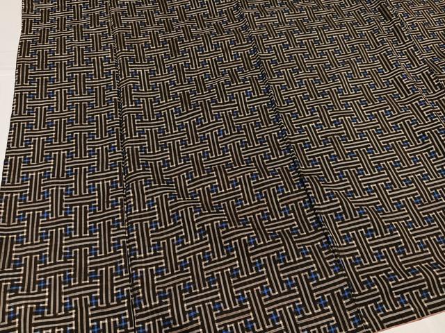 平和屋着物●本場大島紬　龍郷絣　秋名バラ　正絹　逸品　AABK5229ph