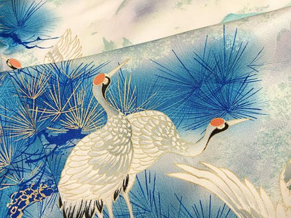 平和屋着物●豪華振袖　駒刺繍　群鶴松文　暈し染め　金彩　正絹　逸品　AABK5247ph