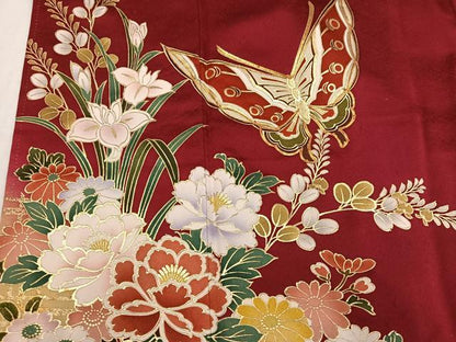 平和屋着物●豪華振袖　駒刺繍　花蝶文　暈し染め　金彩　正絹　逸品　AABK5256ph